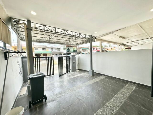 Tmn Plentong Baru 2 Sty Low Cost,Jln Cempaka,Masai,Renovated,Full Loan photo