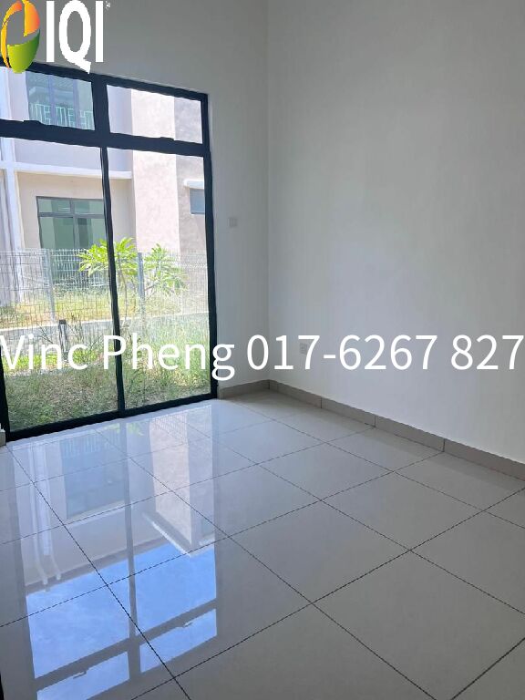 FREEHOLD GATED & GUARDED Terrace For Sale @ Bertam Heights Melaka image