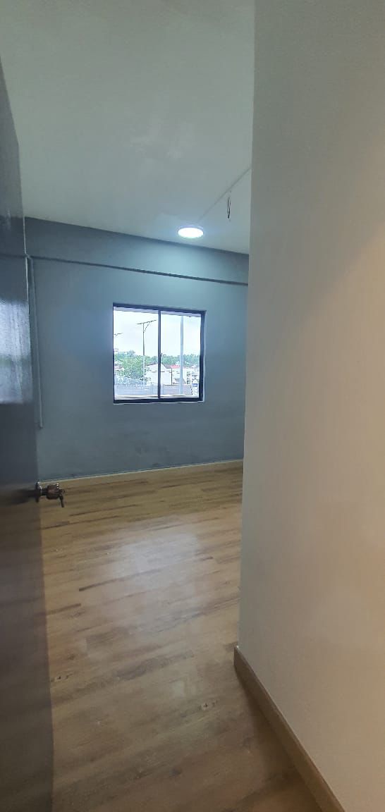 Taman Flora Height Low Cost Flat,Level 1,Corner Lot,SeriAlam,Masai image