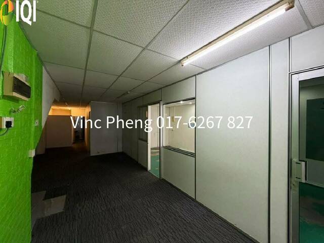 STRATEGIC GROUND FLOOR Shoplot @ Kampung Lapan Melaka image