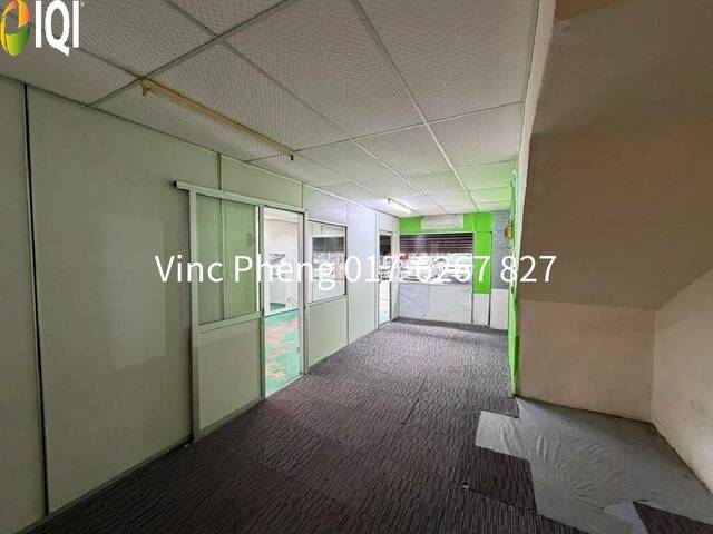 STRATEGIC GROUND FLOOR Shoplot @ Kampung Lapan Melaka photo