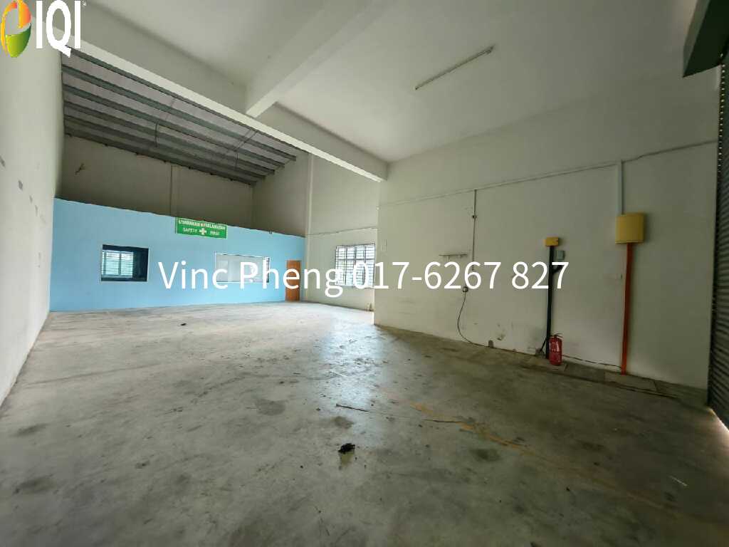 CORNER Semi-D Factory W/EXTRA LAND @ Taman Tasik, Ayer Keroh Melaka image