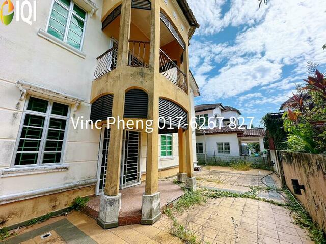 RENOVATED STRATEGIC AREA HIGH VALUE Semi-D @ Ujong Pasir Melaka image
