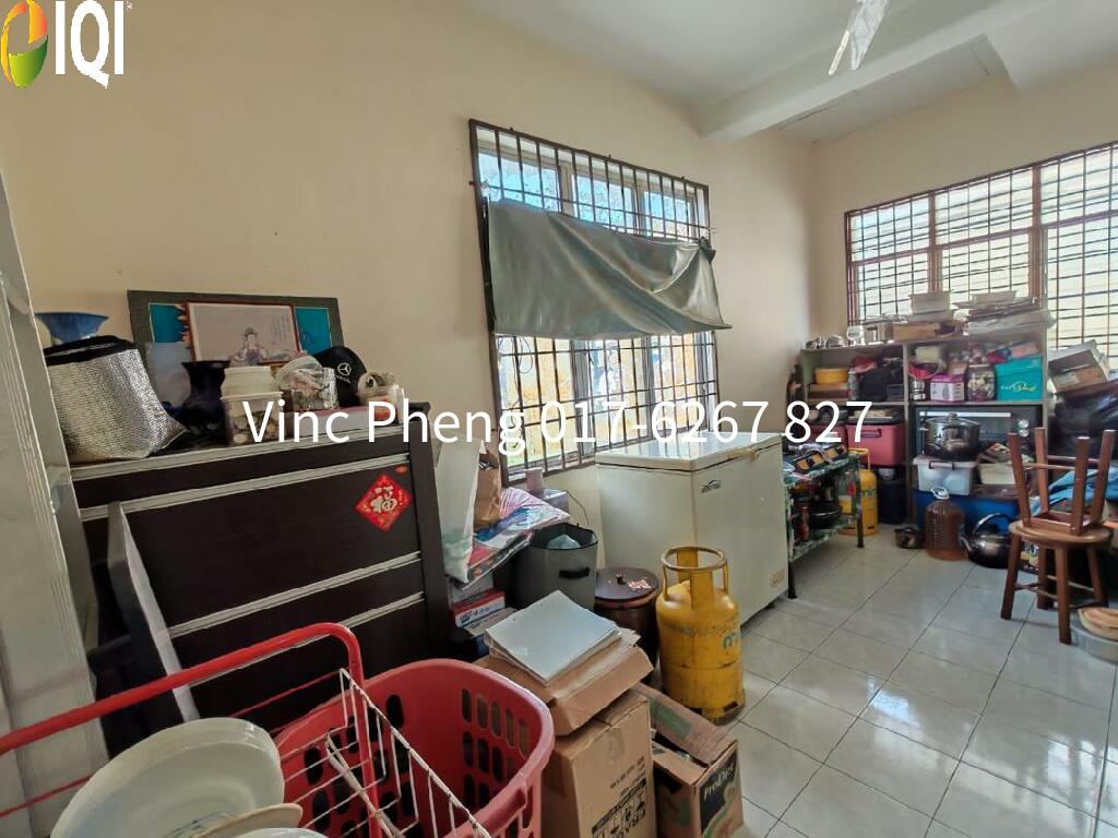 SPACIOUS CORNER LOT Terrace @ Muzaffar Heights, Ayer Keroh image