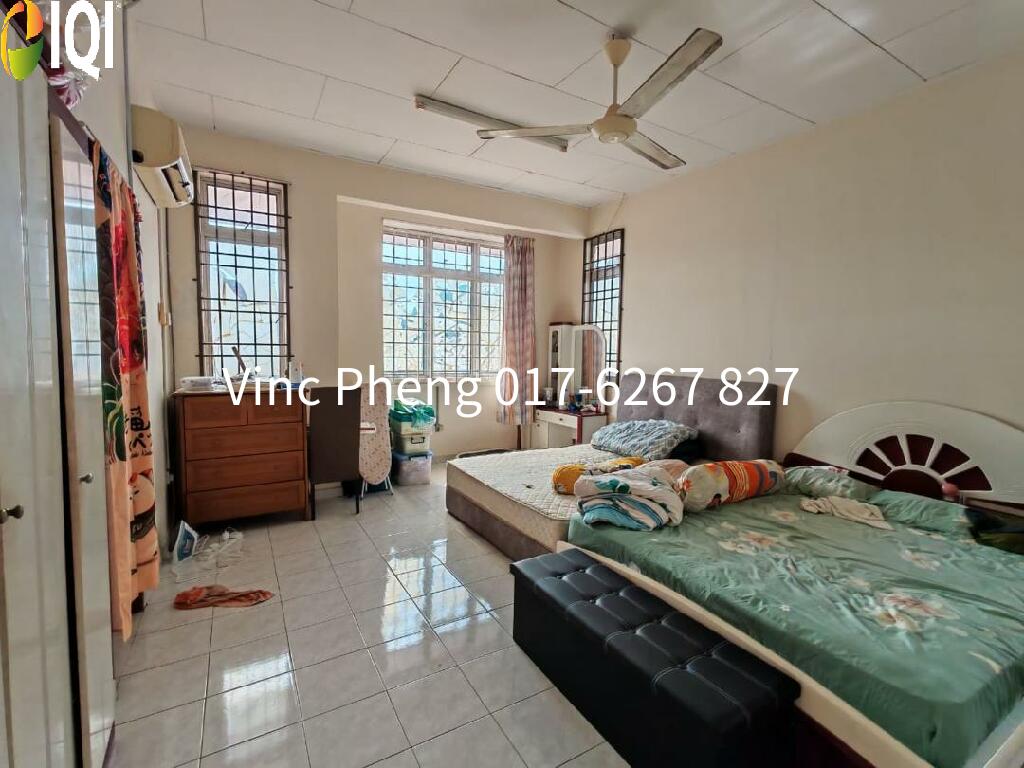 SPACIOUS CORNER LOT Terrace @ Muzaffar Heights, Ayer Keroh image