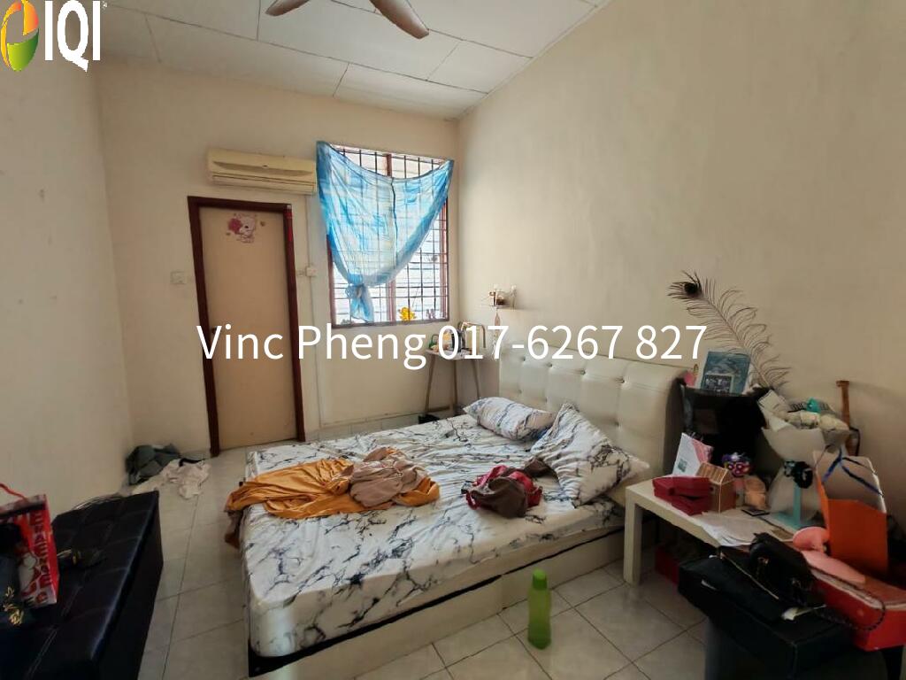 SPACIOUS CORNER LOT Terrace @ Muzaffar Heights, Ayer Keroh image