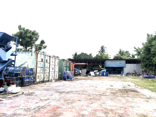 Land for Sale with Staff Accomodation Building and Warehouse Wat Phai Lueang Bangbuathong Nonthaburi image