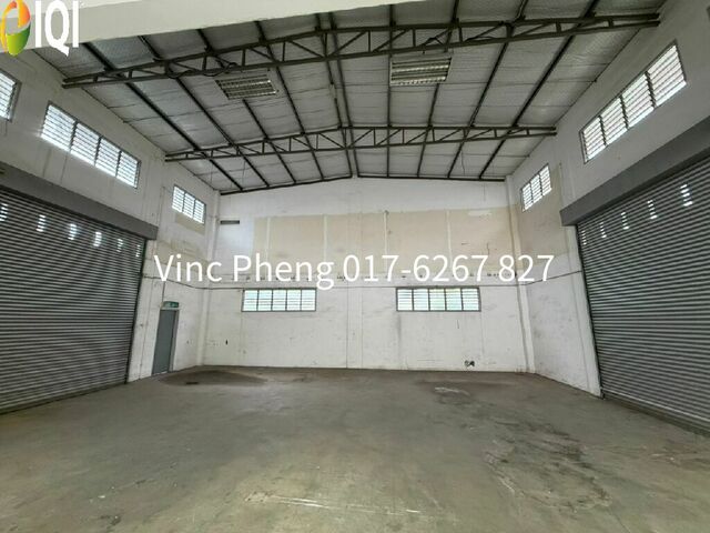 SPACIOUS Warehouse Factory AUTO ROLLER SHUTTER @ Teknologi Cheng Melaka photo