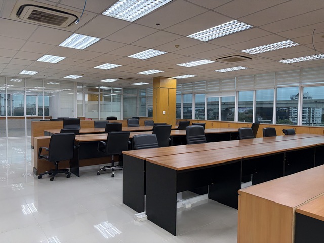Integrated Commercial  Space for Lease JW Tower  in Prime Location, Srinakarin Road Bangkok image