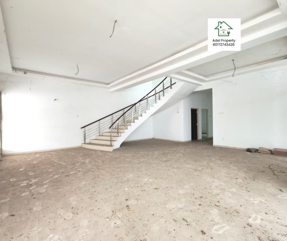 2.5 Storey Semi D House image