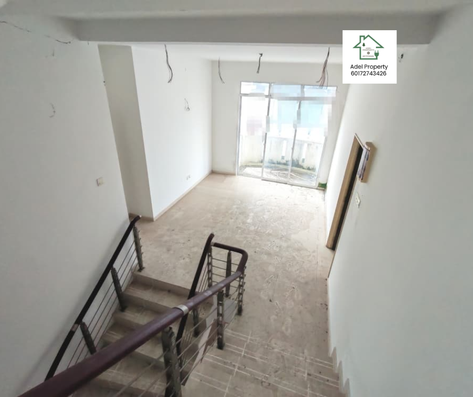 2.5 Storey Semi D House image