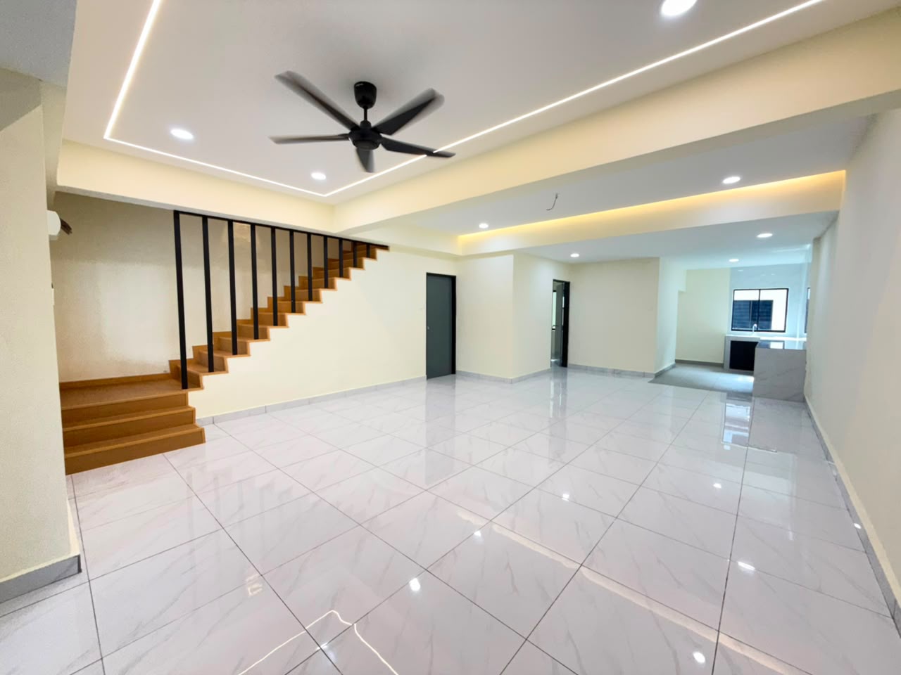 Taman Skudai Baru 2 Sty Terrace,Jalan Hang Kasturi,Skudai,Renovated image