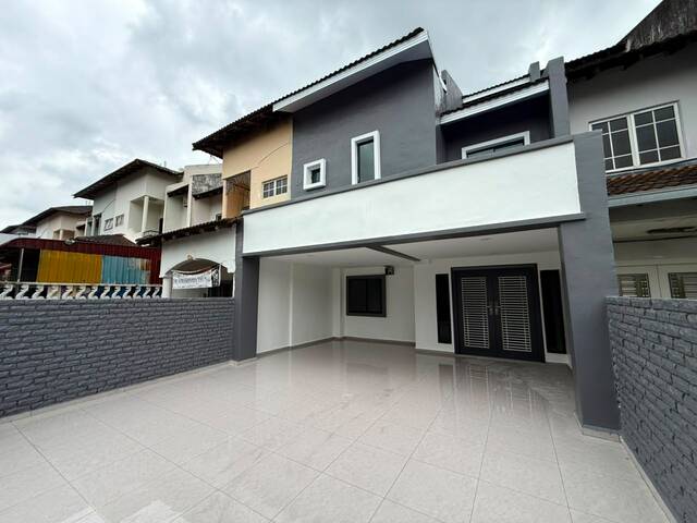 Taman Skudai Baru 2 Sty Terrace,Jalan Hang Kasturi,Skudai,Renovated image