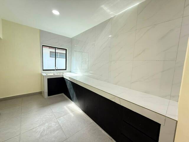 Taman Skudai Baru 2 Sty Terrace,Jalan Hang Kasturi,Skudai,Renovated photo