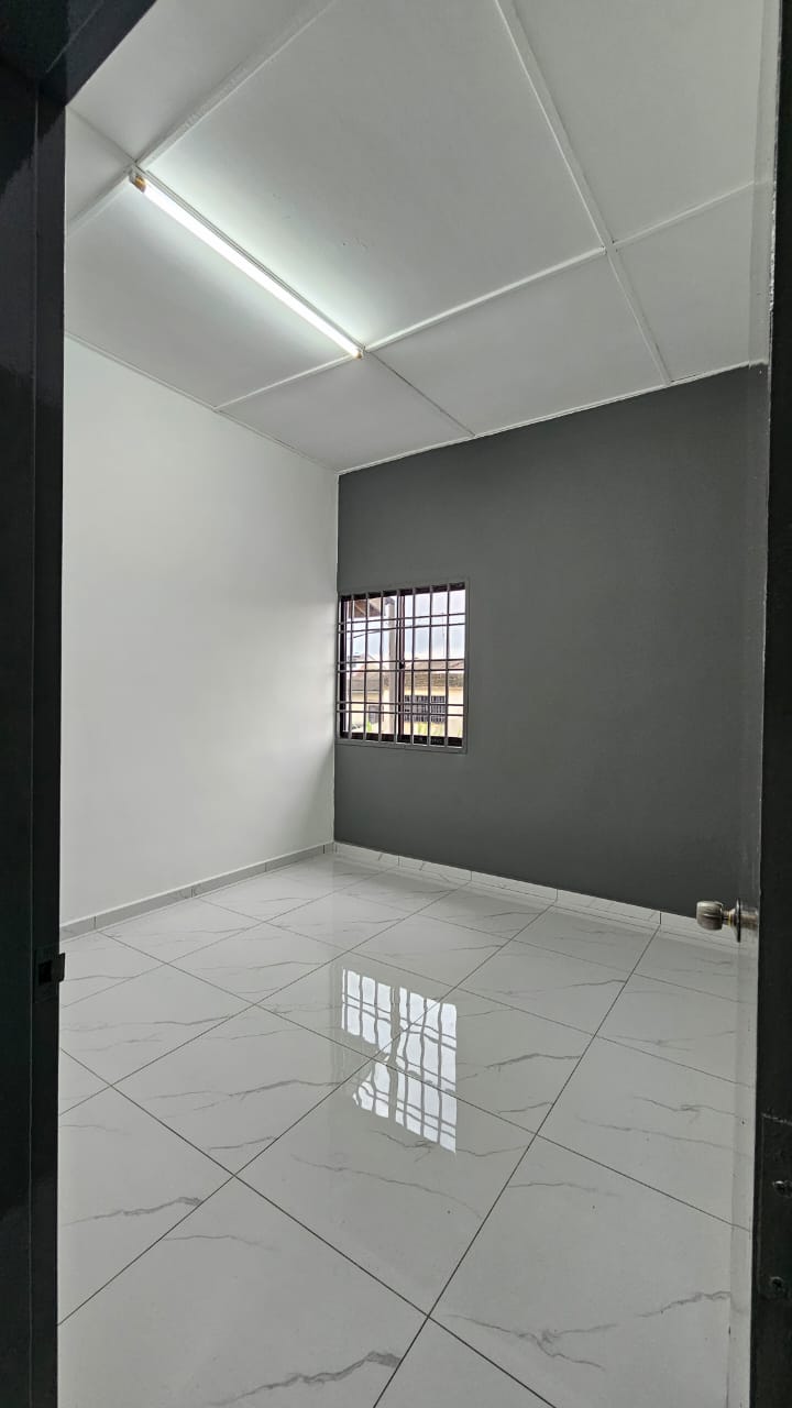 Taman Delima Kluang 2 Sty Low Cost,Kluang Town,Johor Bahru,Renovated image