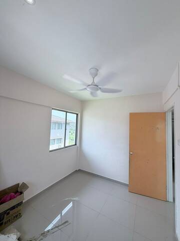 Taman Rinting Low Cost Flat,Jalan Ketapang,Masai,Level 5,Renovated