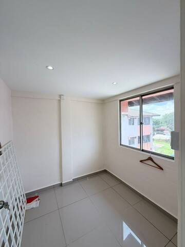 Taman Rinting Low Cost Flat,Jalan Ketapang,Masai,Level 5,Renovated image