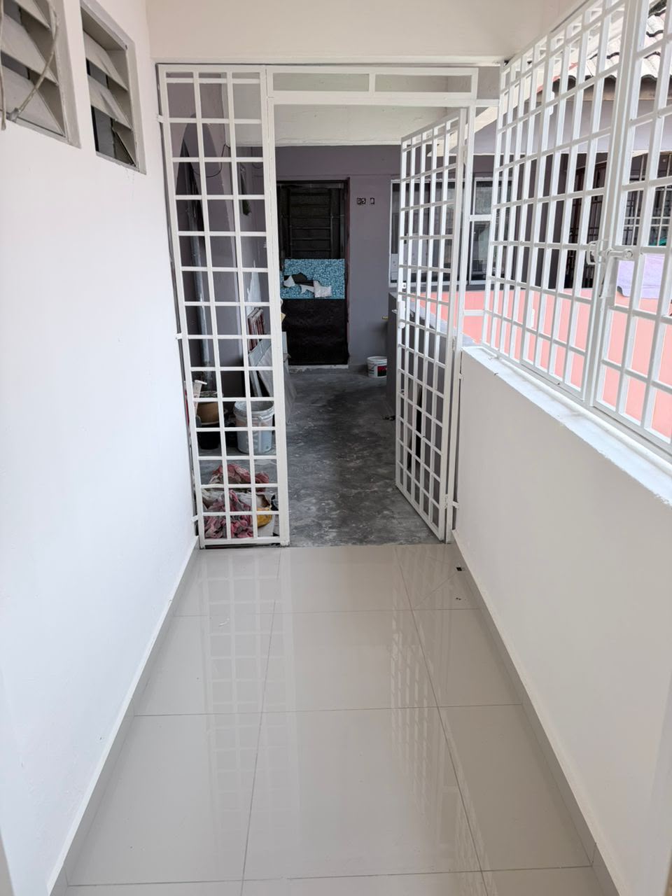 Taman Rinting Low Cost Flat,Jalan Ketapang,Masai,Level 5,Renovated image