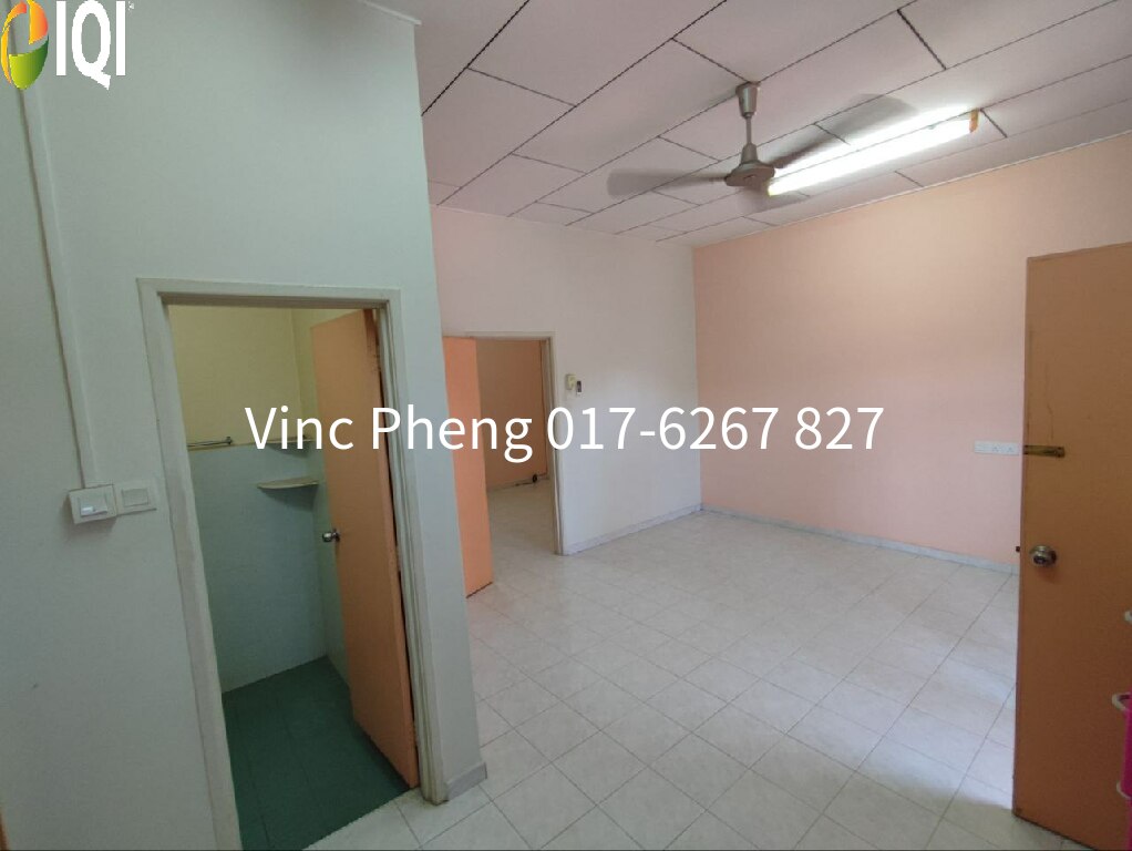 STRATEGIC FREEHOLD 2 Storey Terrace @ Seri Jati Batu Berendam Melaka image