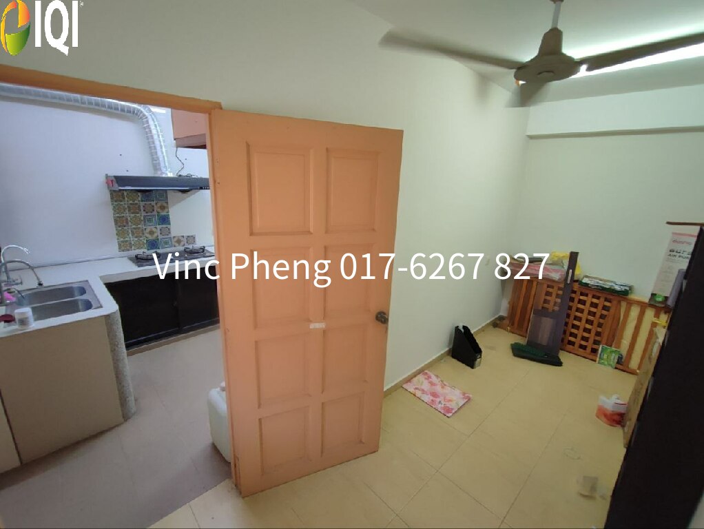 STRATEGIC FREEHOLD 2 Storey Terrace @ Seri Jati Batu Berendam Melaka image