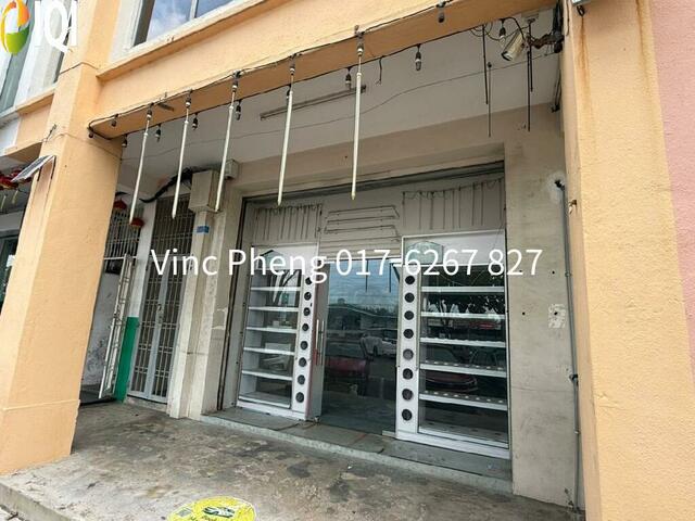 HIGH EXPOSURE 3 Storey Shoplot For Rent @ Semabok Perdana Melaka image