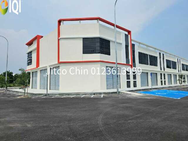 1.5sty Corner main road Sendayan Tech valley link factory Rent image