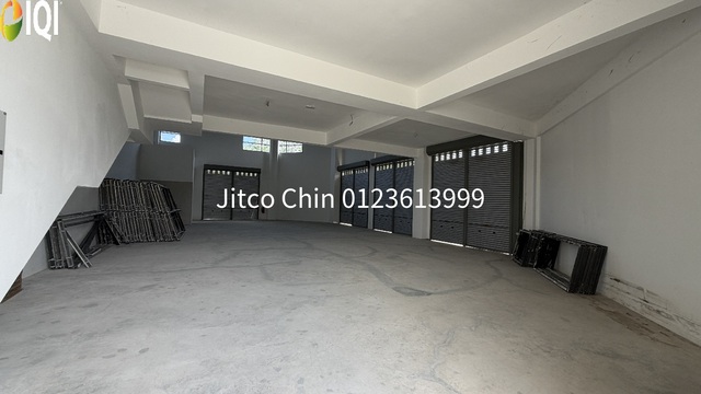 1.5sty Corner main road Sendayan Tech valley link factory Rent image