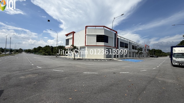 1.5sty Corner main road Sendayan Tech valley link factory Rent image
