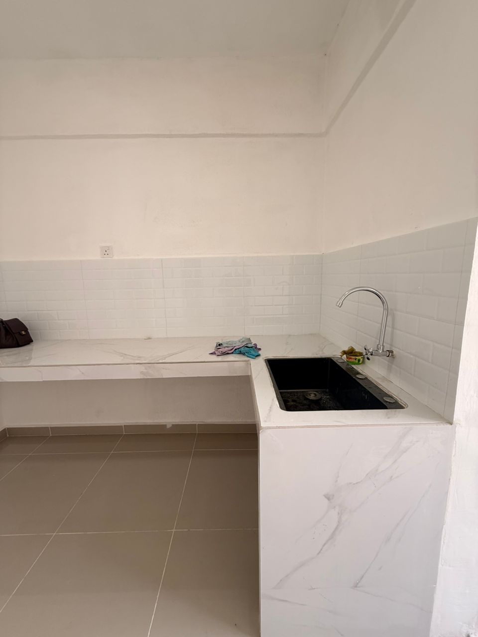 Rumah Pangsa Akasia,Level 4,Ulu Tiram,Low Cost,Desa Cemerlang image
