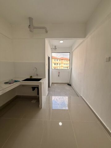 Rumah Pangsa Akasia,Level 4,Ulu Tiram,Low Cost,Desa Cemerlang image