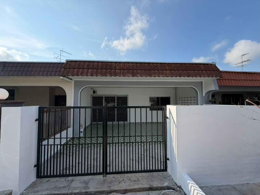 Taman Johor Single Storey Terrace,Jalan Panti,Johor Bahru,Renovated image