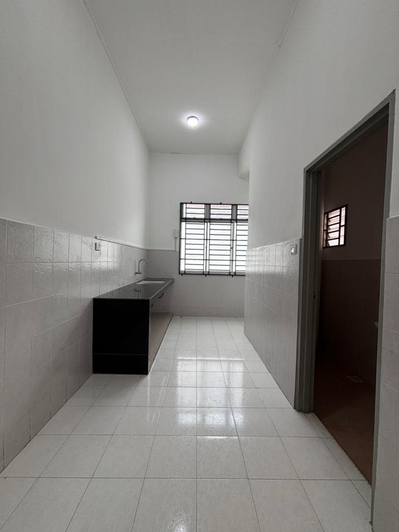 Taman Putrimas Single Storey Terrace,Simpang Renggam,Johor,Renovated image