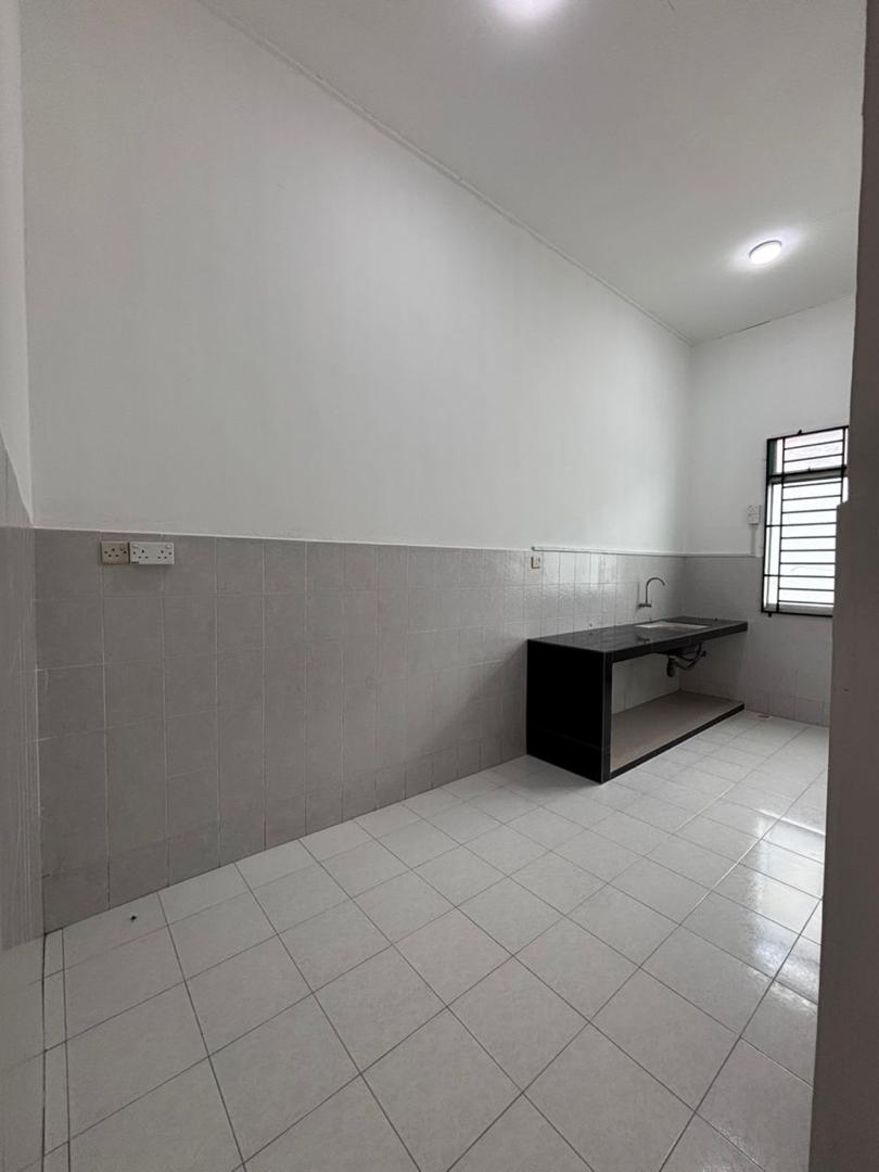 Taman Putrimas Single Storey Terrace,Simpang Renggam,Johor,Renovated image