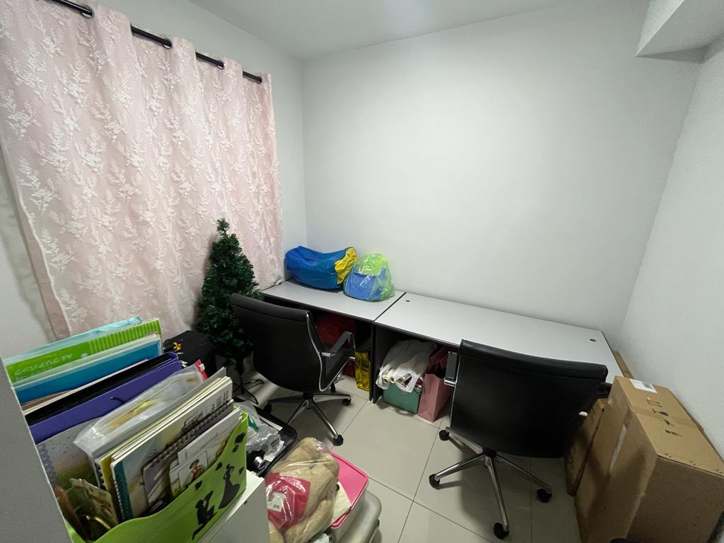 9ine Condominium image