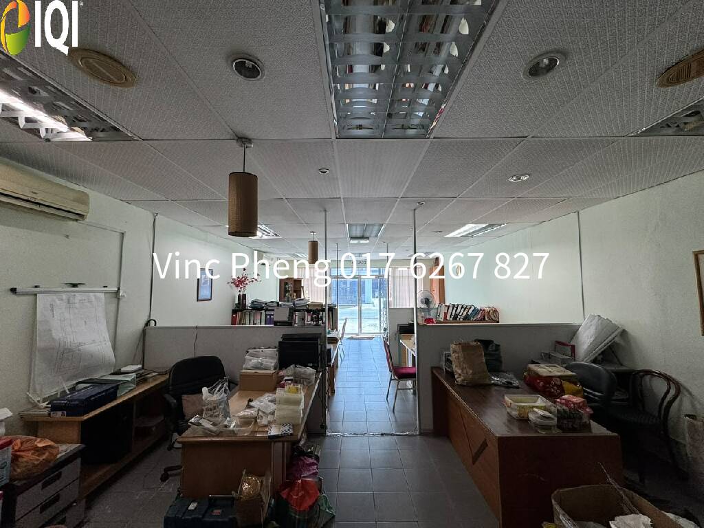 PRIME CORNER Shoplot Near Pay Fong 2 & IJC @ Jalan Parameswara image