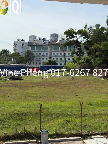 RENOVATED FREEHOLD Terrace FACING OPEN LAND For Sale @ Bukit Beruang image