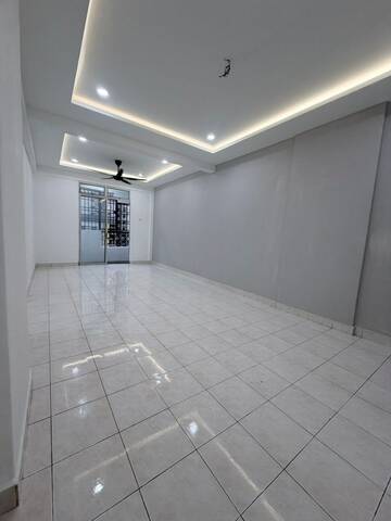 Bayu Puteri 2 Apartment,Level 4 with Lift,Johor Bahru,Renovated,Full Loan