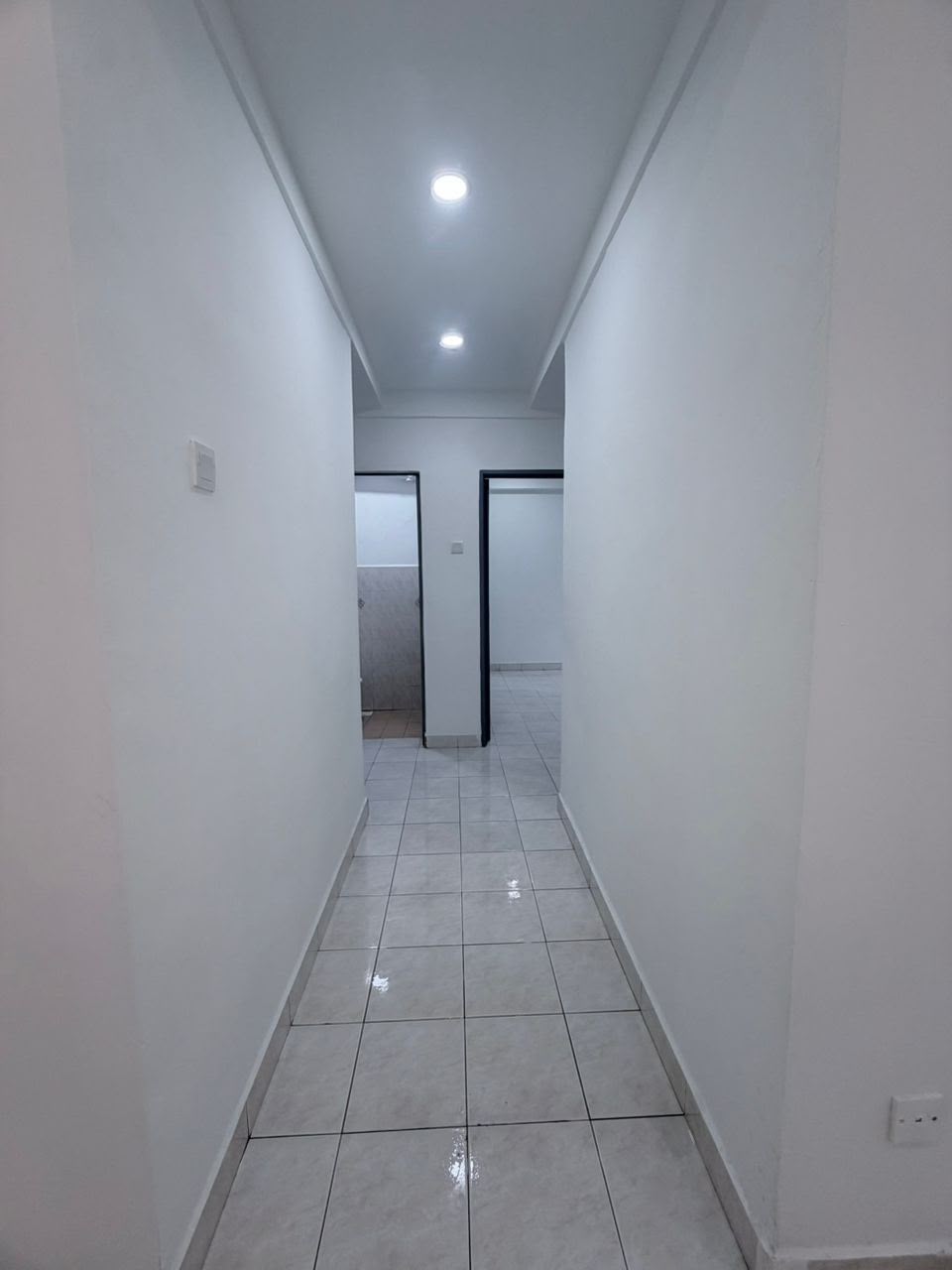 Bayu Puteri 2 Apartment,Level 4 with Lift,Johor Bahru,Renovated,Full Loan image