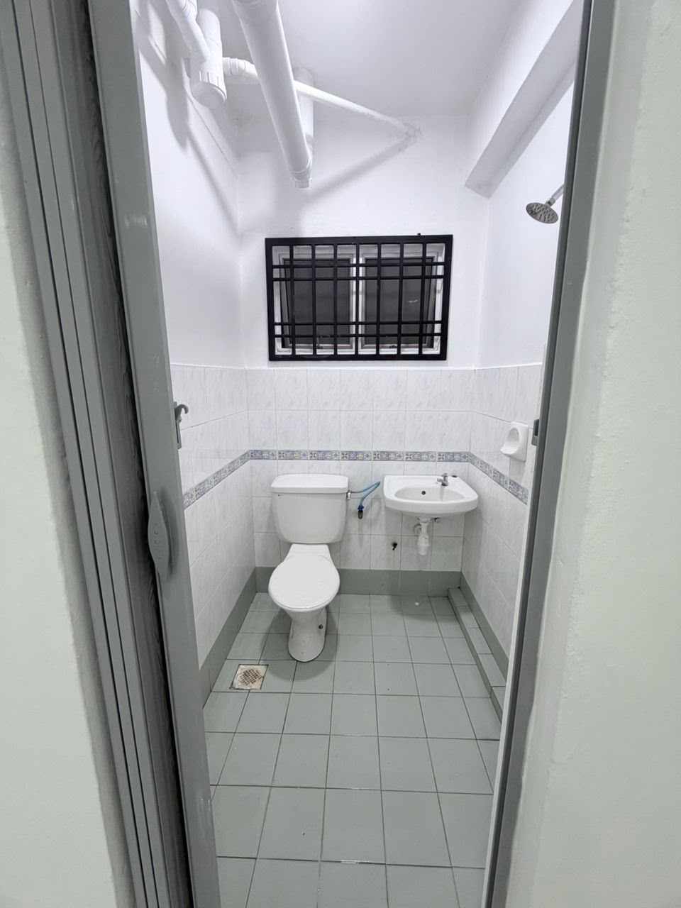 Bayu Puteri 2 Apartment,Level 4 with Lift,Johor Bahru,Renovated,Full Loan image