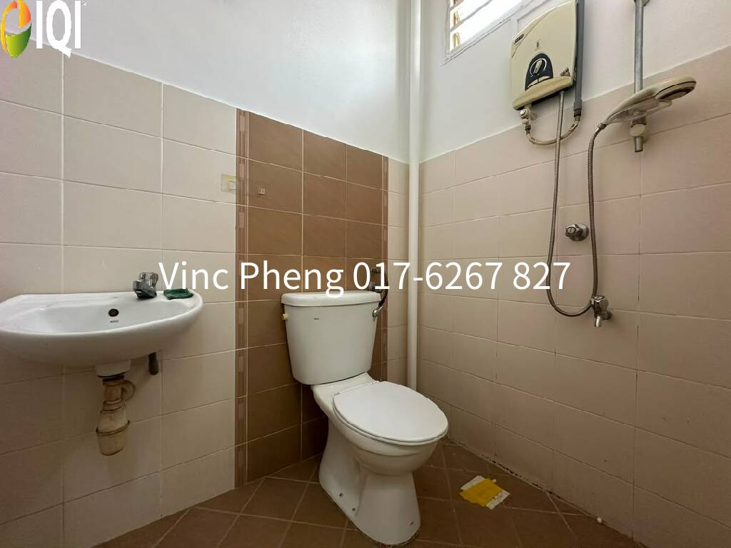 AFFORDABLE NEWLY REFURBISHED Terrace @ Krubong Jaya Melaka image