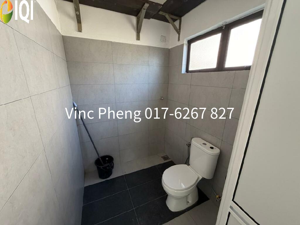 BELOW BANK VALUE REFURBISHED Corner Lot @ Pertam Jaya Semabok image