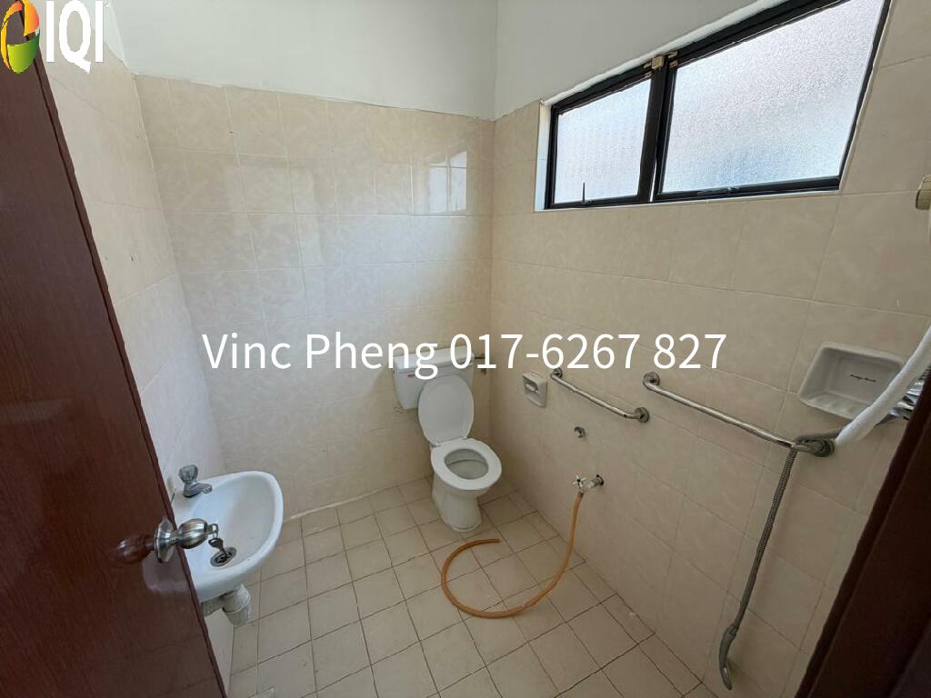 BELOW BANK VALUE REFURBISHED Corner Lot @ Pertam Jaya Semabok image