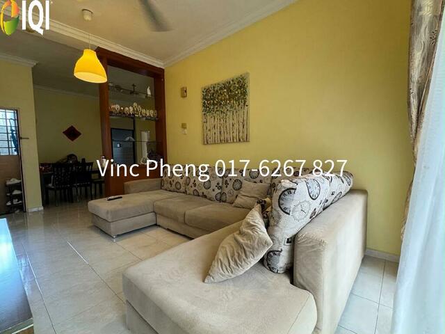 RENOVATED FREEHOLD Apartment @ Emerald Court Cheng Mutiara image