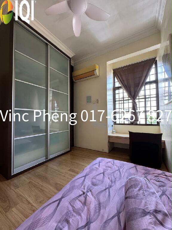 RENOVATED FREEHOLD Apartment @ Emerald Court Cheng Mutiara image