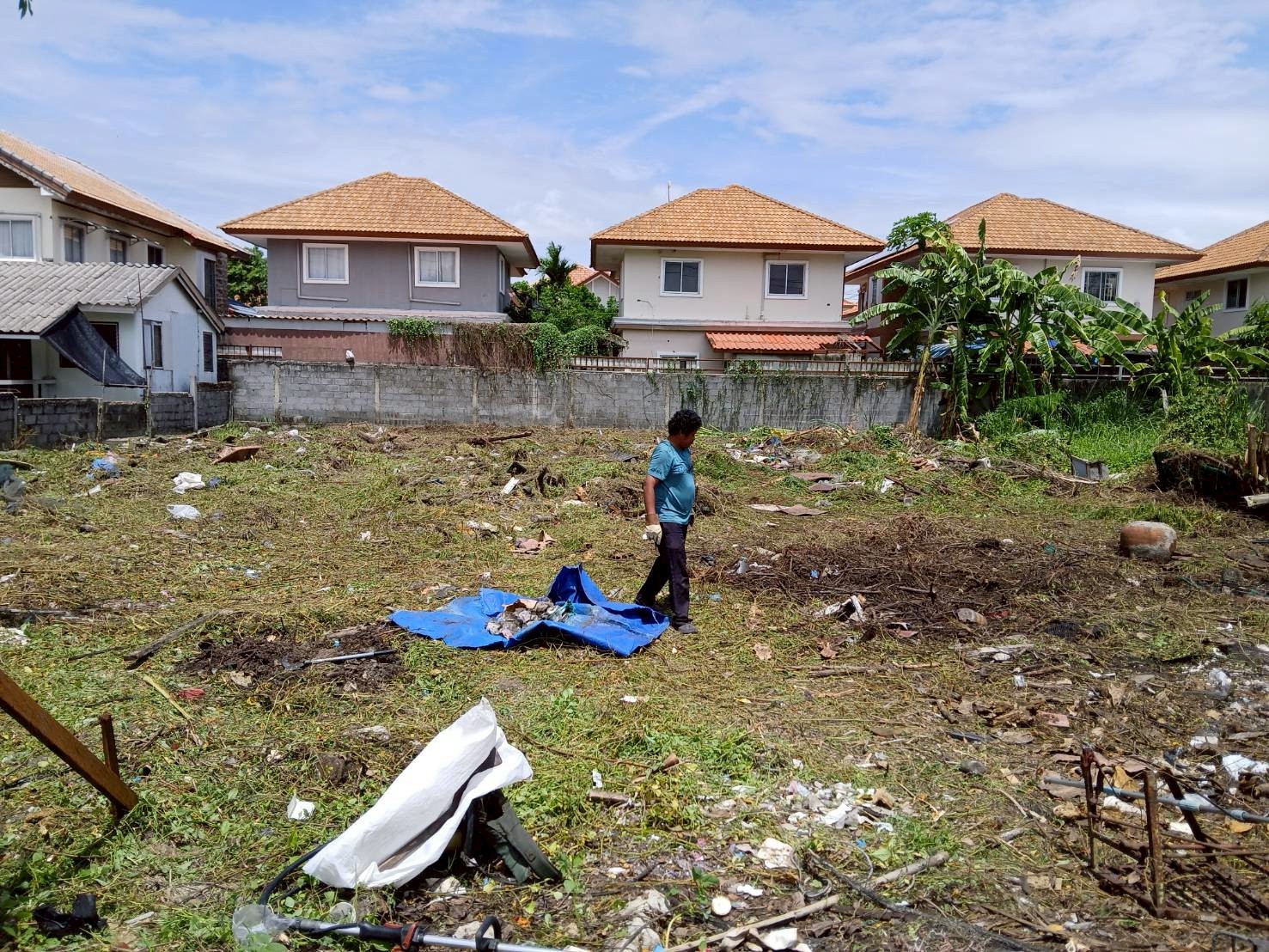 Land for Sale: 644 Sq.m. by ya image