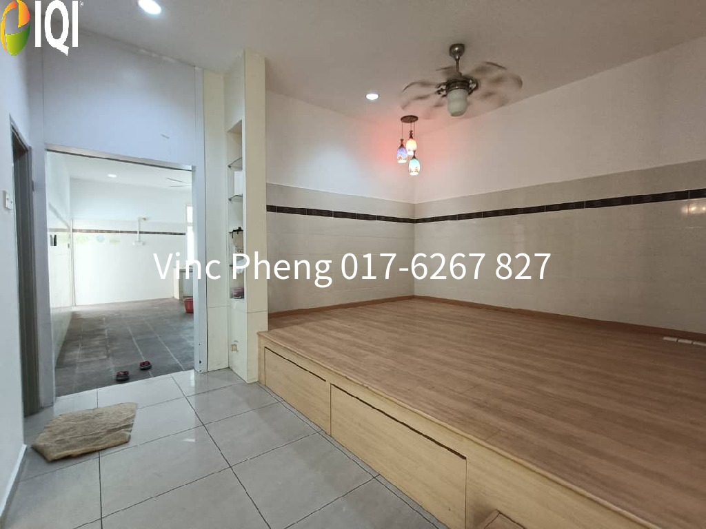 SPACIOUS FREEHOLD Semi-D 4,704 sqft @ Bukit Baru Melaka image