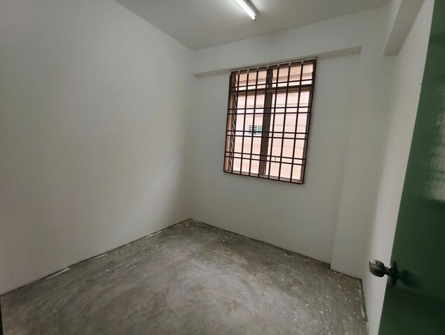 Taman Pelangi Indah Low Cost Flat,Jalan Cantik,Ulu Tiram,Level 3 image