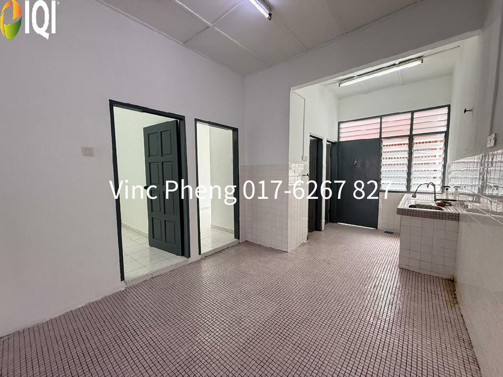 RM210K ONLY! BELOW BANK VALUE Terrace House @ Sri Duyong Melaka image