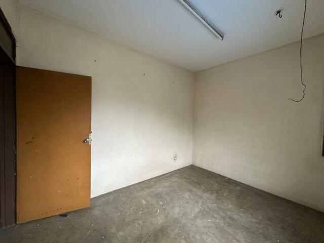 Megah Ria Medium Cost Flat,Jalan Cenderai,Masai,Full Loan,Original