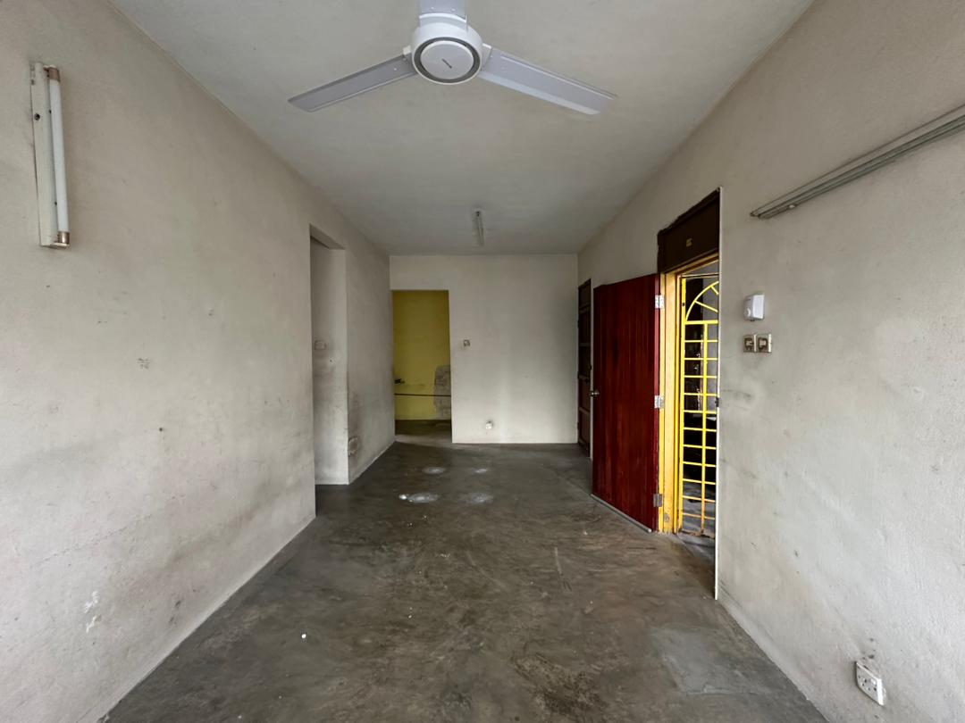 Megah Ria Medium Cost Flat,Jalan Cenderai,Masai,Full Loan,Original image